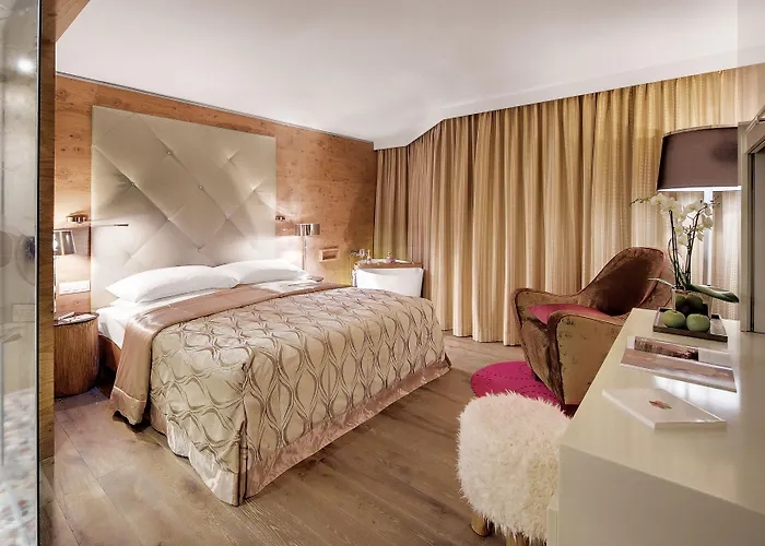 Готель Giardino Mountain 5*